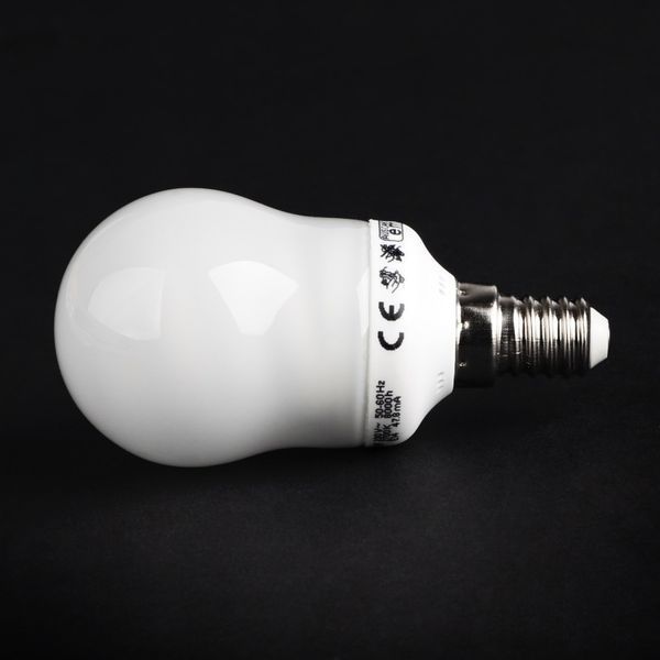 Лампа енергозберігаюча 11W E14 WW P45 (PL-SP) 220V yl288 фото