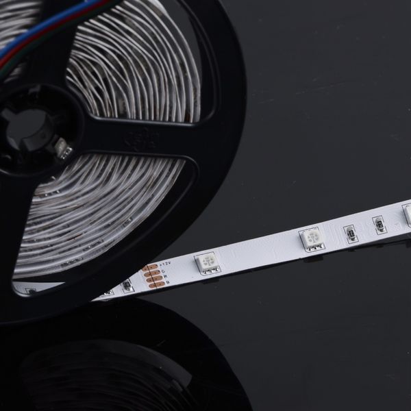 Цветная LED лента негерметичная 12V 14.4W 5050 WHITE PCB RGB IP20 1m (BY-024/30) L26-020 фото
