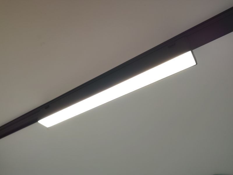 Магнитный трековый линейный светильник KW-300/12W NW DC48V BK 48-200 фото