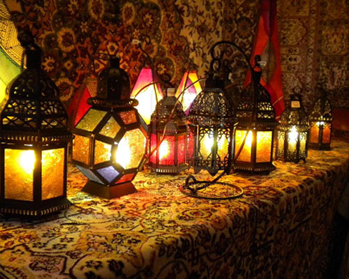 Настільні лампи в східному стилі